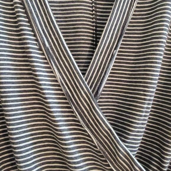 LAST CHANCE LuLu's Stripe Wrap Top - Picture 5 of 5